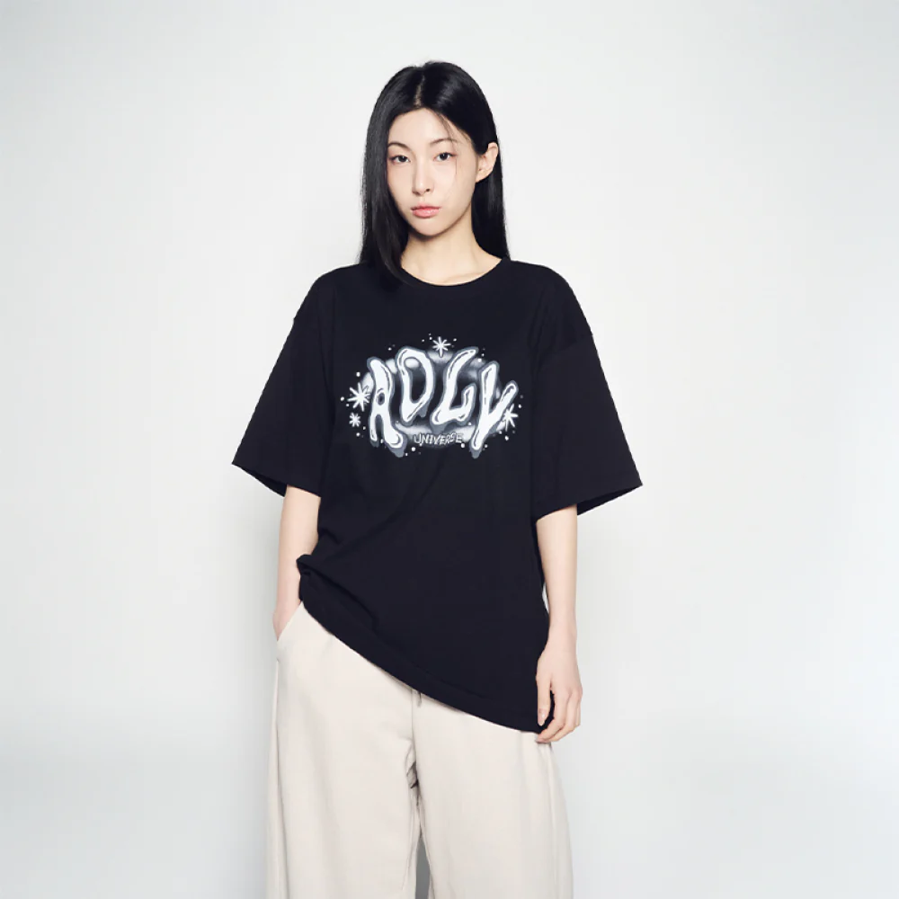 ADLV UNIVERSE LOGO SHORT SLEEVE T-SHIRT BLACK - Image 4