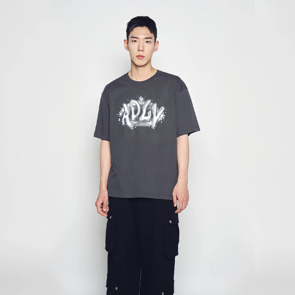 ADLV UNIVERSE LOGO SHORT SLEEVE T-SHIRT CHARCOAL - Image 3
