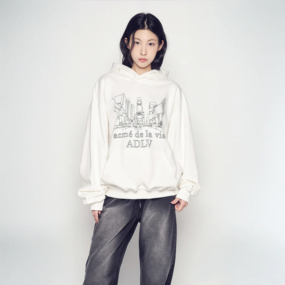 CITY VIEW HOODIE CREAM - Image 4