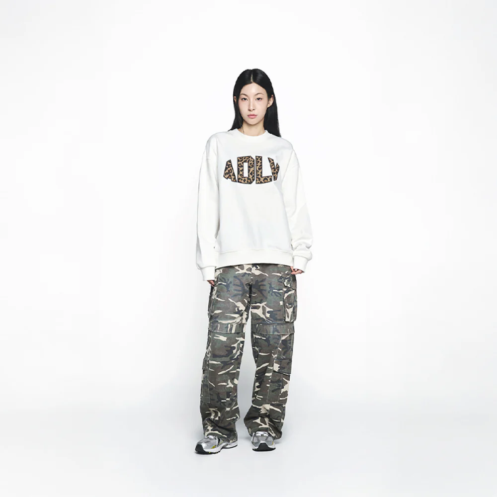 FABRIC APPLIQUE SWEATSHIRT CREAM - Image 3