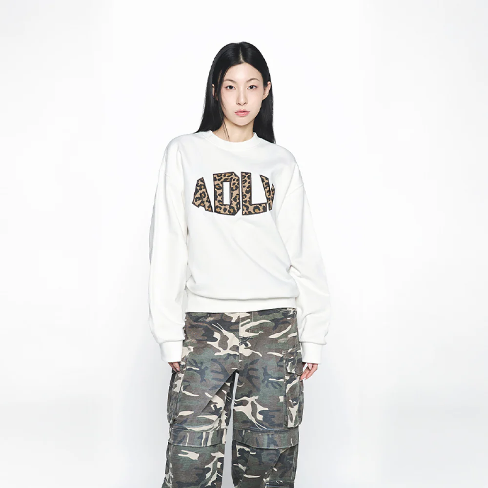 FABRIC APPLIQUE SWEATSHIRT CREAM - Image 4