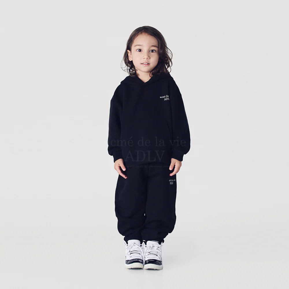 KIDS BASIC LOGO HOODIE BLACK - Image 4