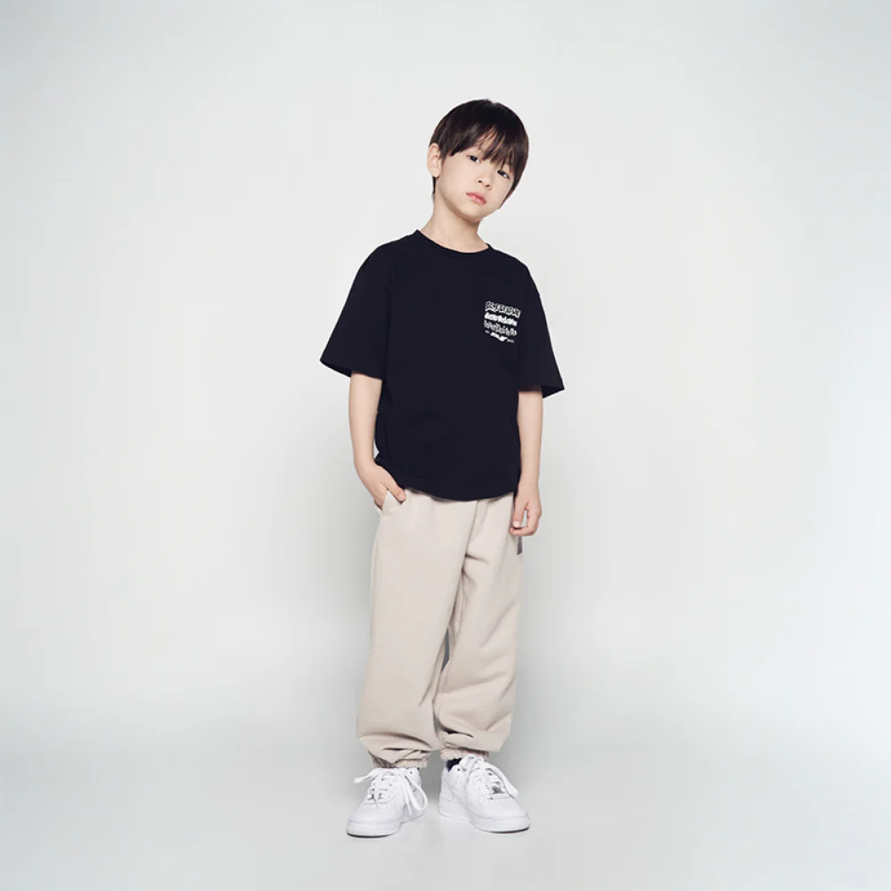 KIDS MIX TYPE GRAPHICS SHORT SLEEVE T-SHIRT BLACK - Image 4
