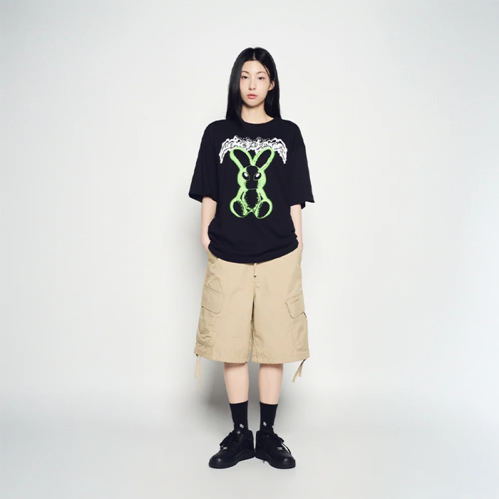 NEON ALIEN RABBIT SHORT SLEEVE T-SHIRT BLACK - Image 3