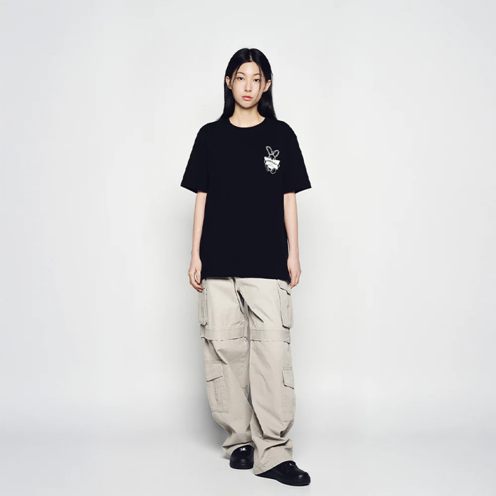NEWSPAPER RABBIT SHORT SLEEVE T-SHIRT BLACK - Image 3