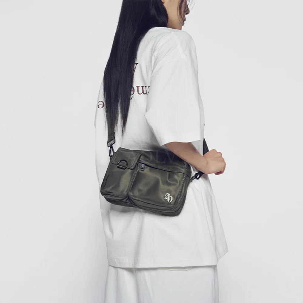 SYMBOL RIVET MULTI POKET CROSS BAG KHAKI - Image 4