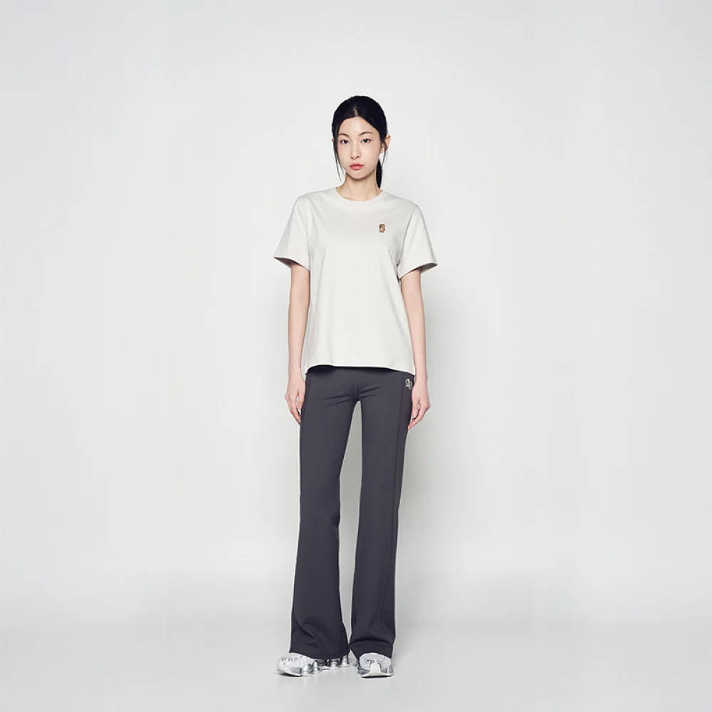 WOMAN STAND AC BEAR SHORT SLEEVE T-SHIRT LIGHT GRAY - Image 3