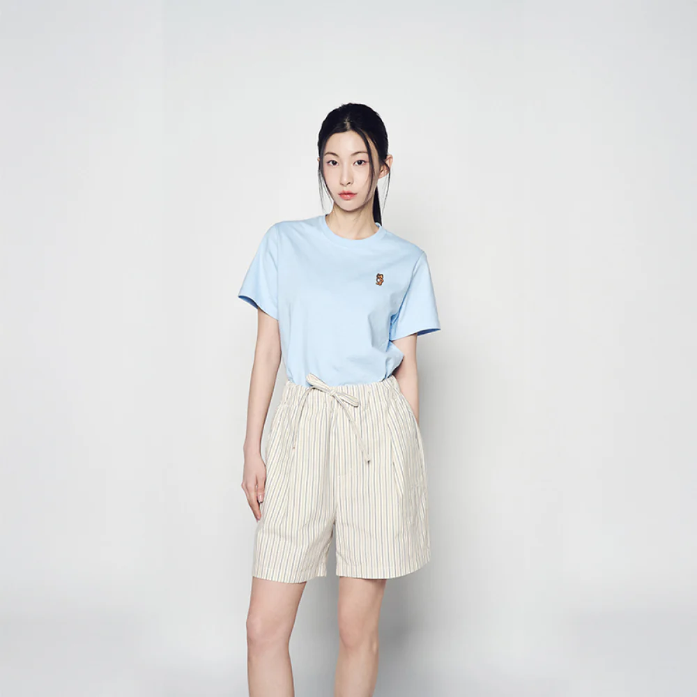 WOMAN STAND AC BEAR SHORT SLEEVE T-SHIRT SKY BLUE - Image 4